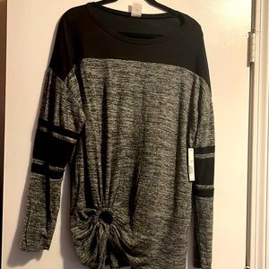 NWT soft long sleeve color block with side embellishment